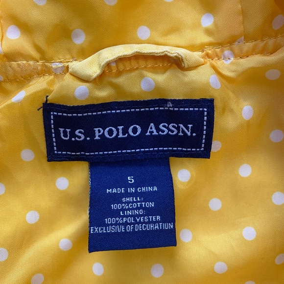 US Polo Assn Yellow Jacket with Hood Polka Dots Inside Children’s Size 5 - Picture 11 of 12